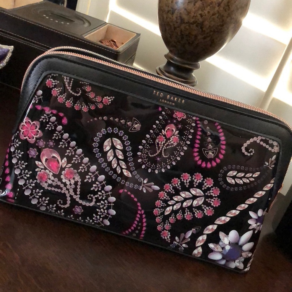 Ted Baker large cosmetic case